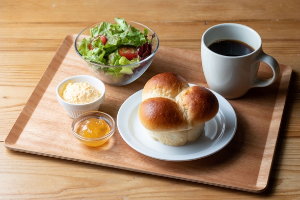 【朝食付き】オサキ食堂カフェテラスでの朝食付きプラン　2024.4.25OPEN